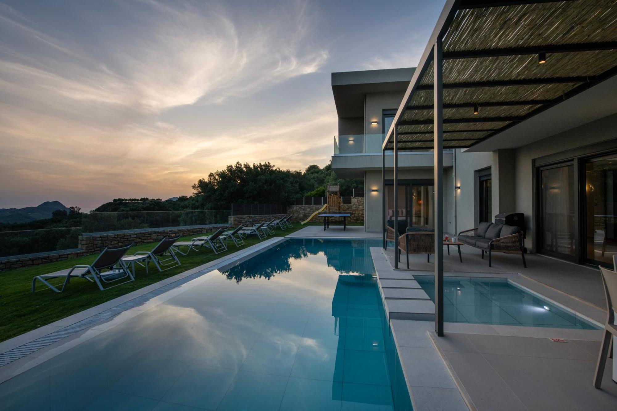Porti Villas Aphrodite Asomatoi Ngoại thất bức ảnh